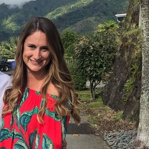 Meet your Posher, Laura